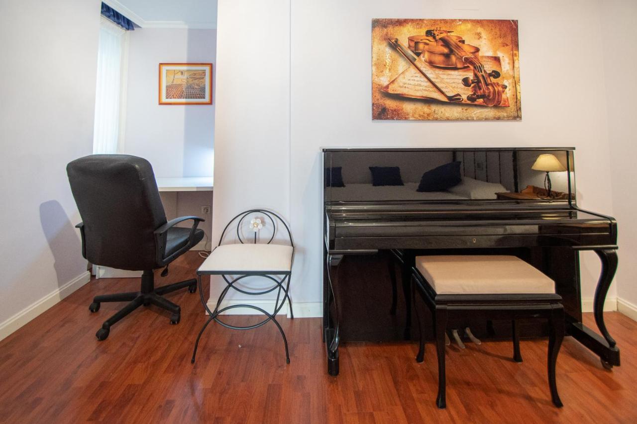 Apartamento El Pentagrama De Cadiz Luaran gambar